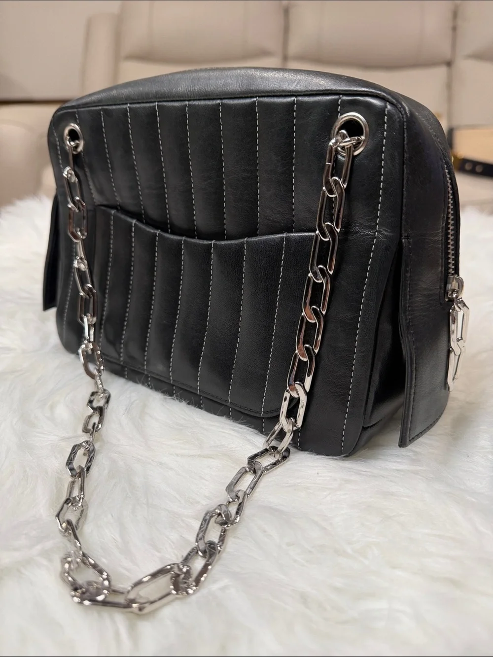 💯Authentic Chanel Black Leather Camera Shoulder Bag Silver CC Chain Charm🍀